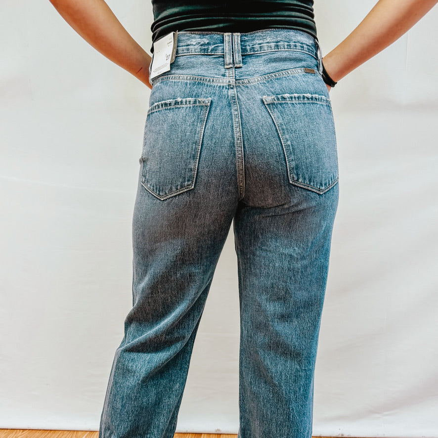 Ultra High Rise 90's Wide Leg Flare - Medium